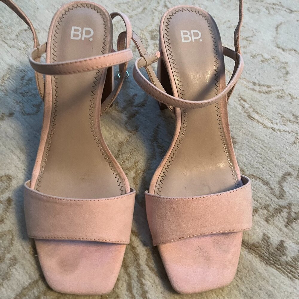 BP light pink sandals